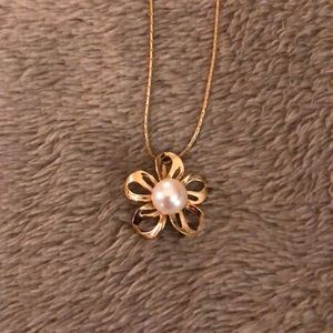 14k gold and pearl plumeria necklace from Hawaii